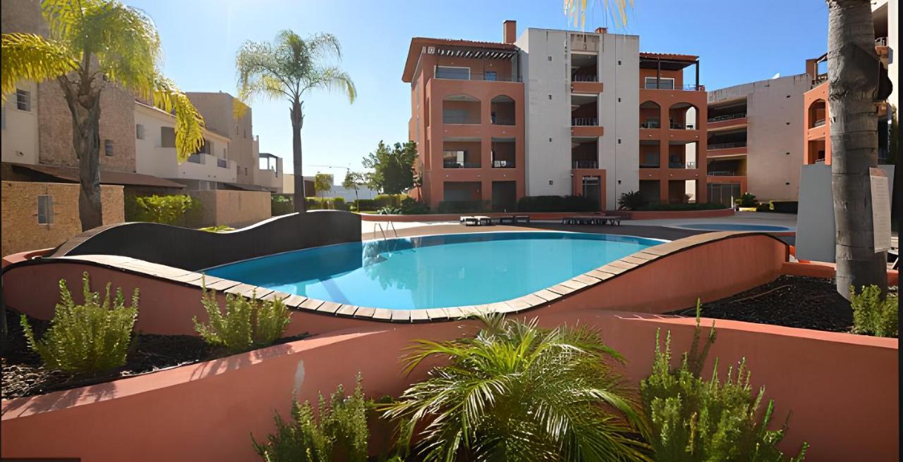 Vilamoura Victoria Gardens With Pool By Homing Exterior photo